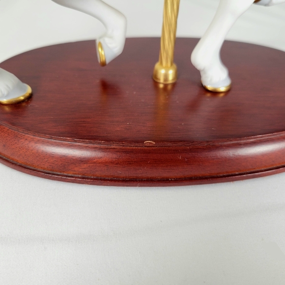 Vintage 1993 Lenox Christmas Carousel Horse Figurine Teddy Bear Wood Base 24k - Picture 4 of 13